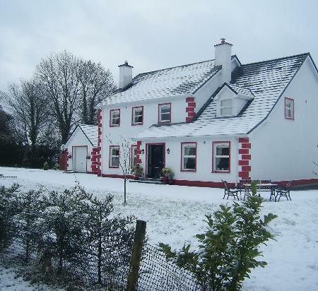 Heeneys Lodge B&B Donegal Town Exterior photo
